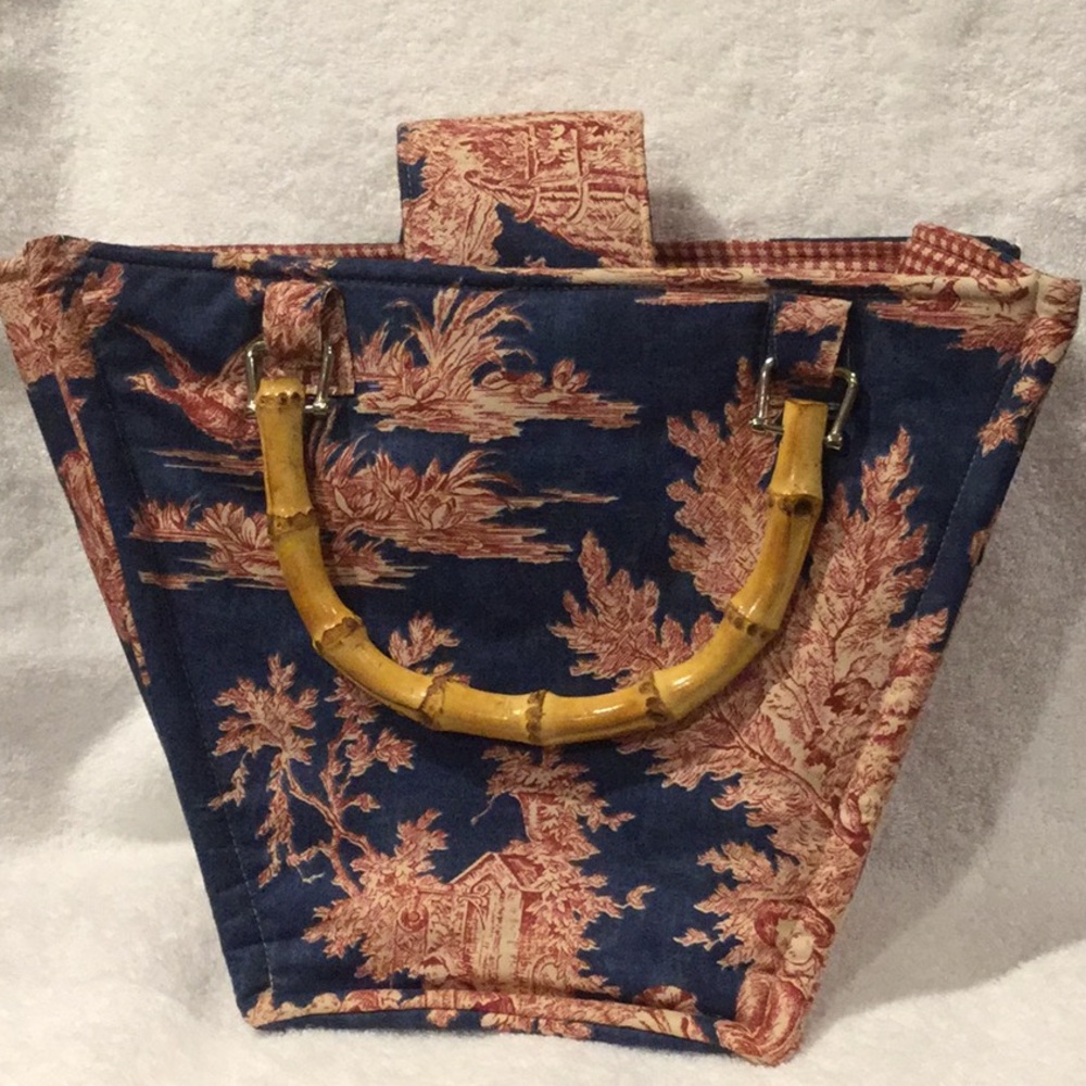 Toile cloth handbag with bamboo handles. Rare find